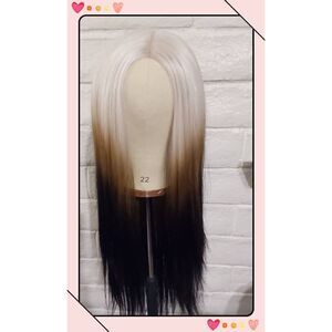 NEW~Ombre Blonde to Black 24" Straight Multi-Fiber Blend Wig~Gorgeous~